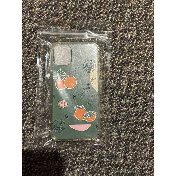 iPhone 11 case - Picture 1 of 1